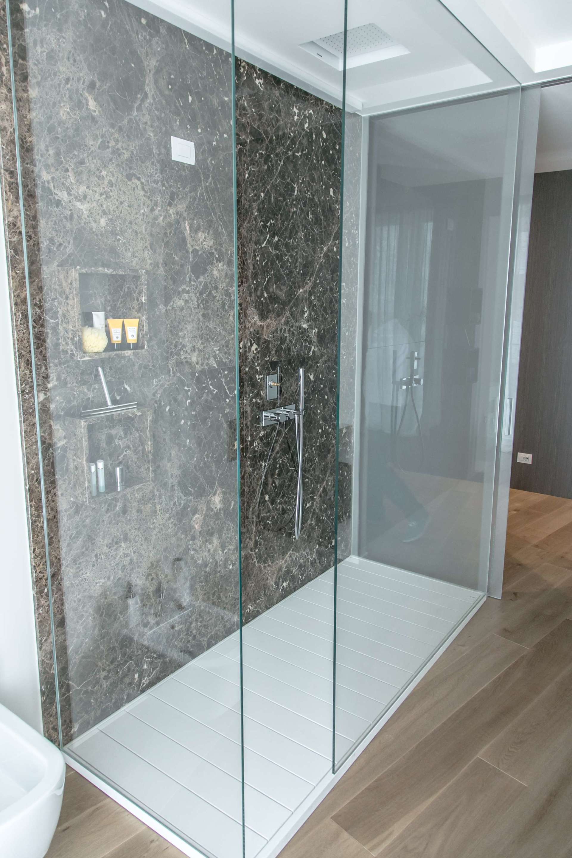bagno in parquet