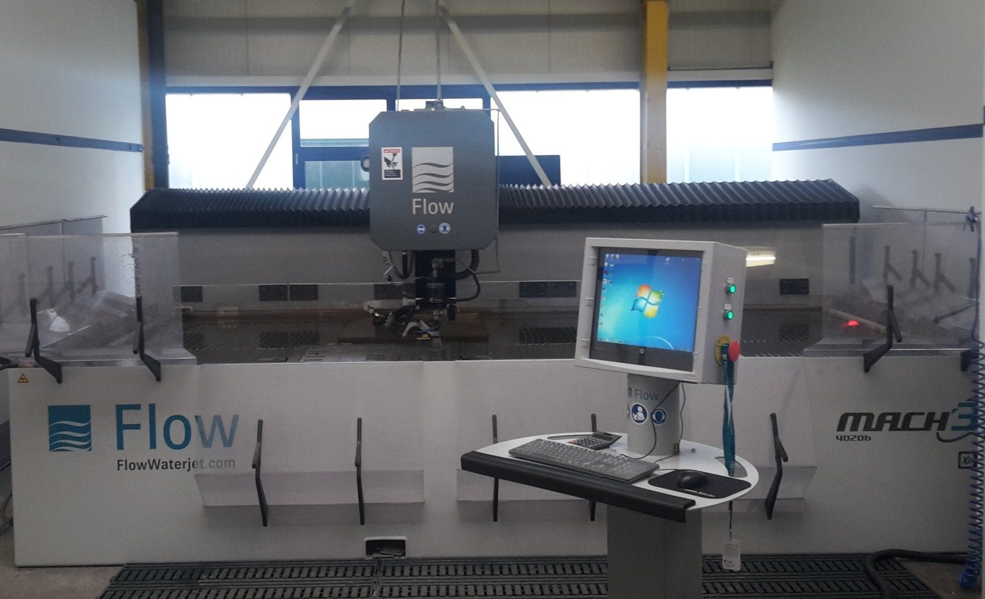 Wasserstrahlschneidemaschine Flow