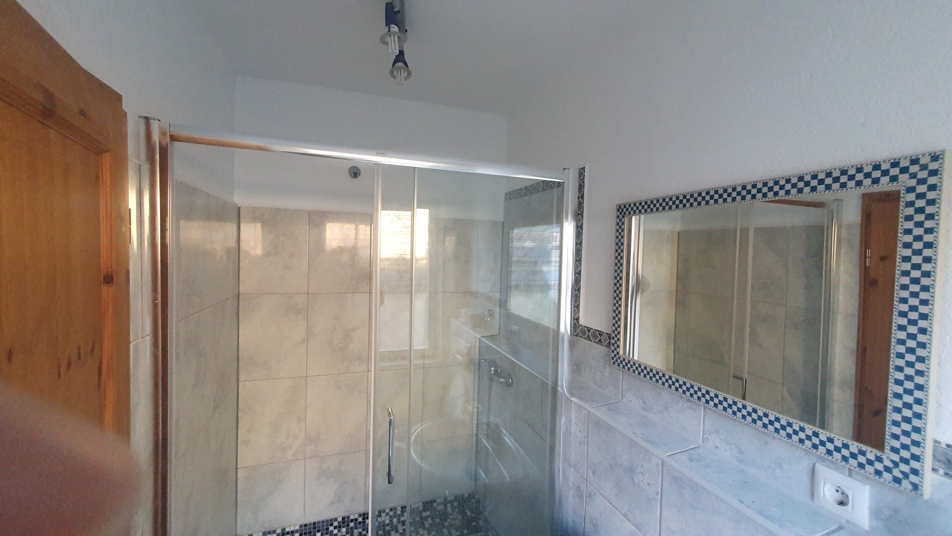 Dusche Große Dusche