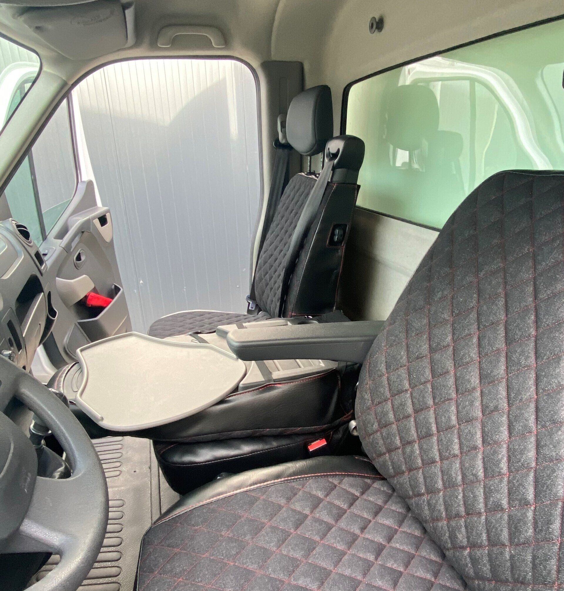 Housses Marchal Jean Confort Noir sur Renault Master 3