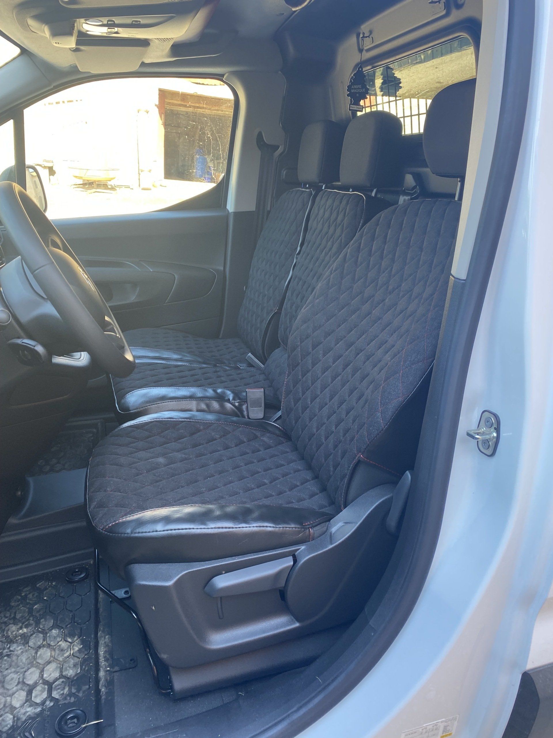 Housses Marchal en jean sur Citroën Berlingo