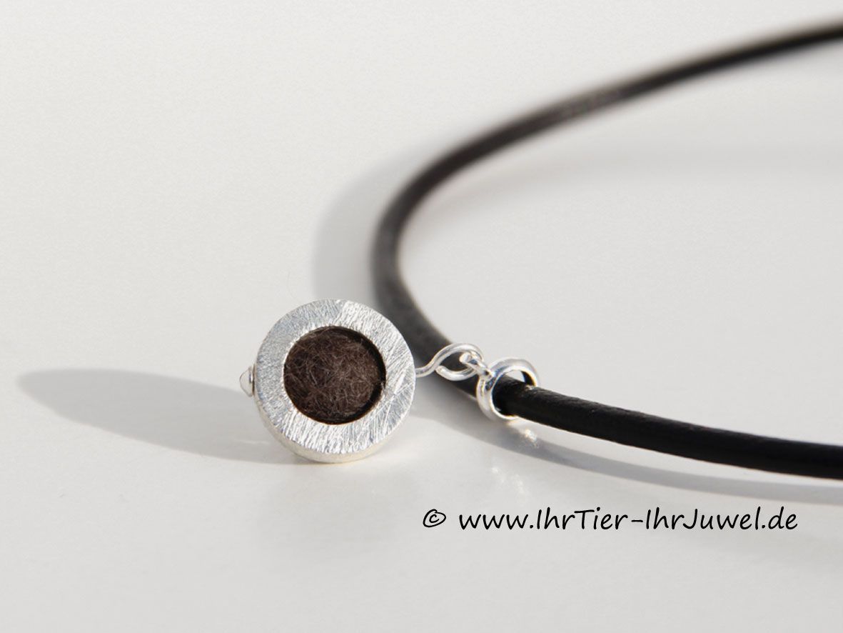Erinnerungsschmuck Fellperle aus Katzenhaar Tierhaarjuwelen