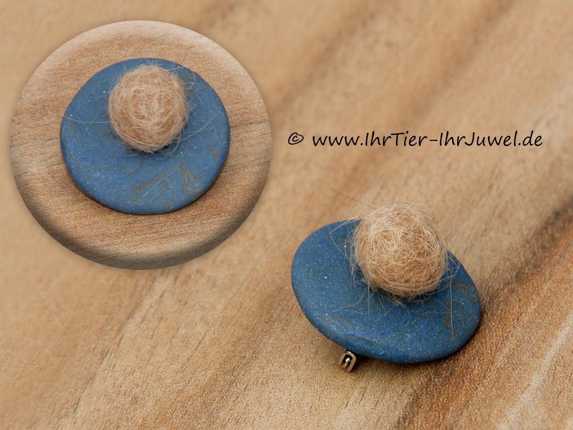 Tierhaarschmuck Brosche mit Fellperle aus Hundehaaren