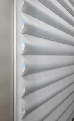 Hunter Douglas Pirouette Horizontal Sheer Shades Vanes Contoured Sample Irvine
