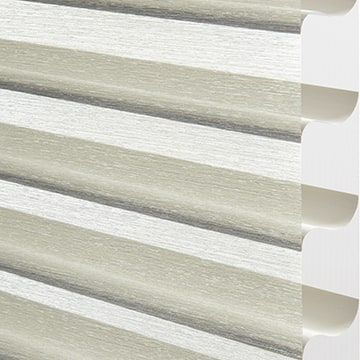Hunter Douglas Silhouette Horizontal Sheer Shades Fabric: Alustra Brio, Color: Cathedral