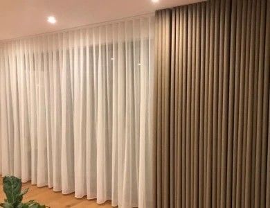 Living room recessed drapery track