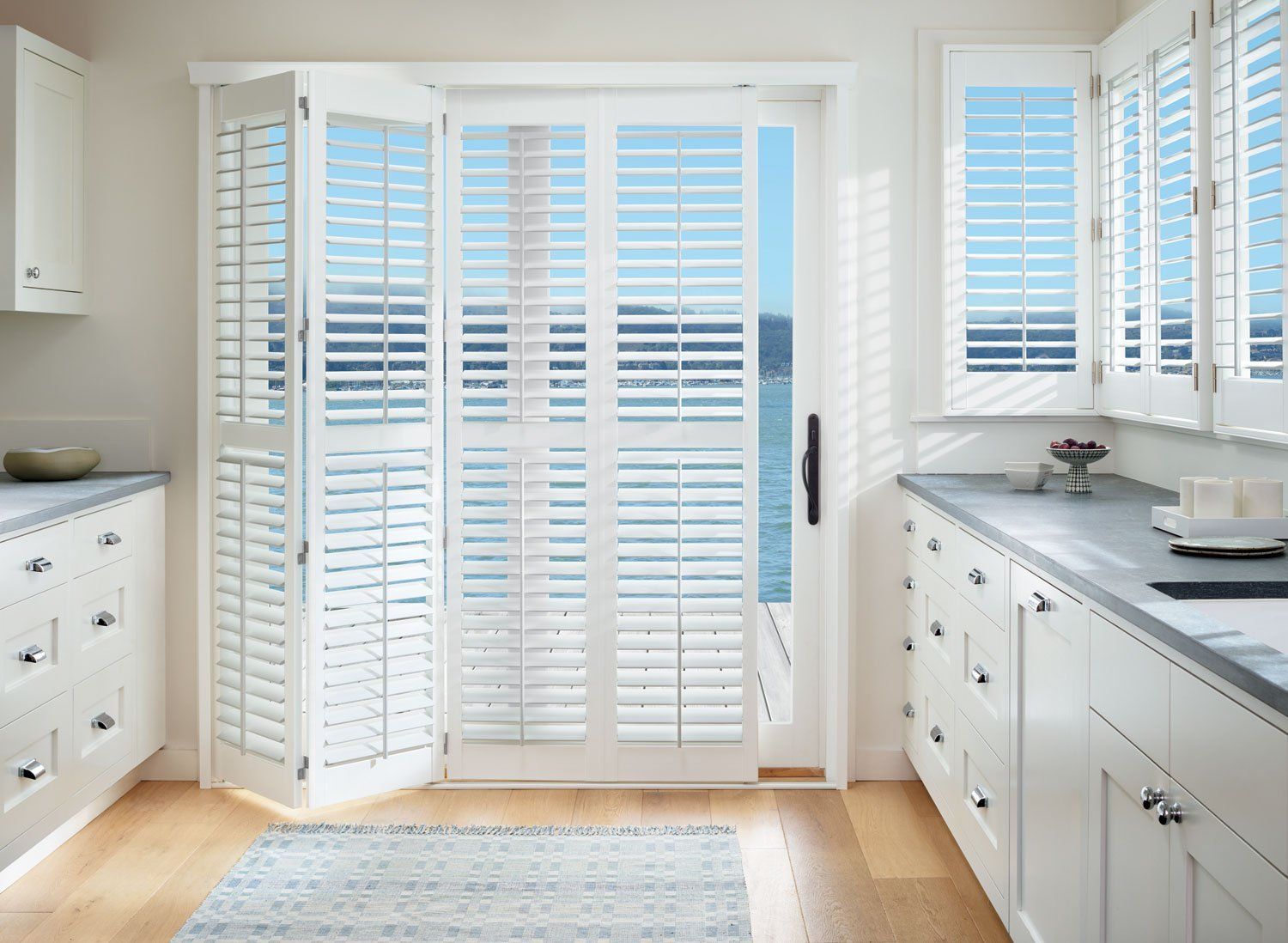 Palm Beach™ Polysatin™ Shutters - Sliding Door - Kitchen - Coastal - Hunter Douglas