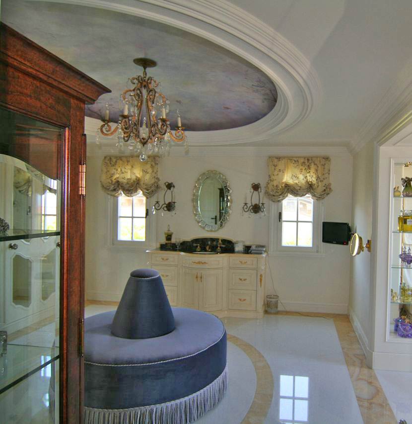 Roman Shade Traditional Classic Bathroom