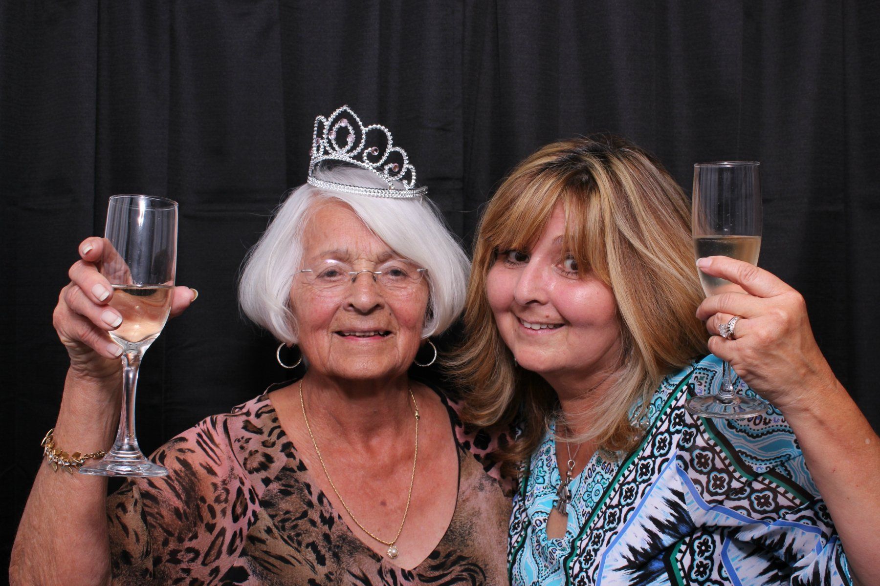 On Cue Photo Booth 111