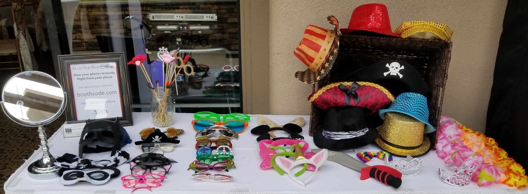 Prop Table On Cue Photo Booth2