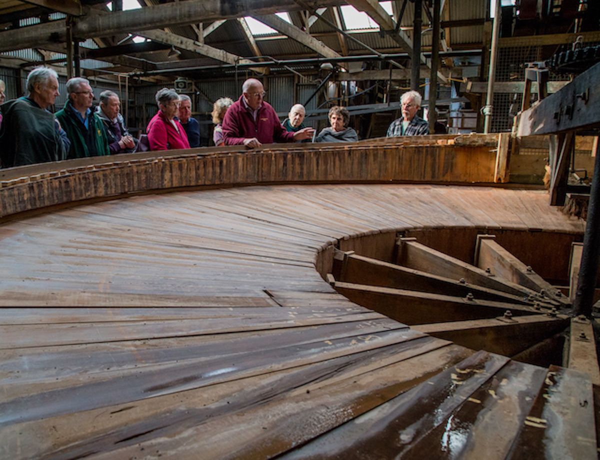 King Edward Mine Round Frame