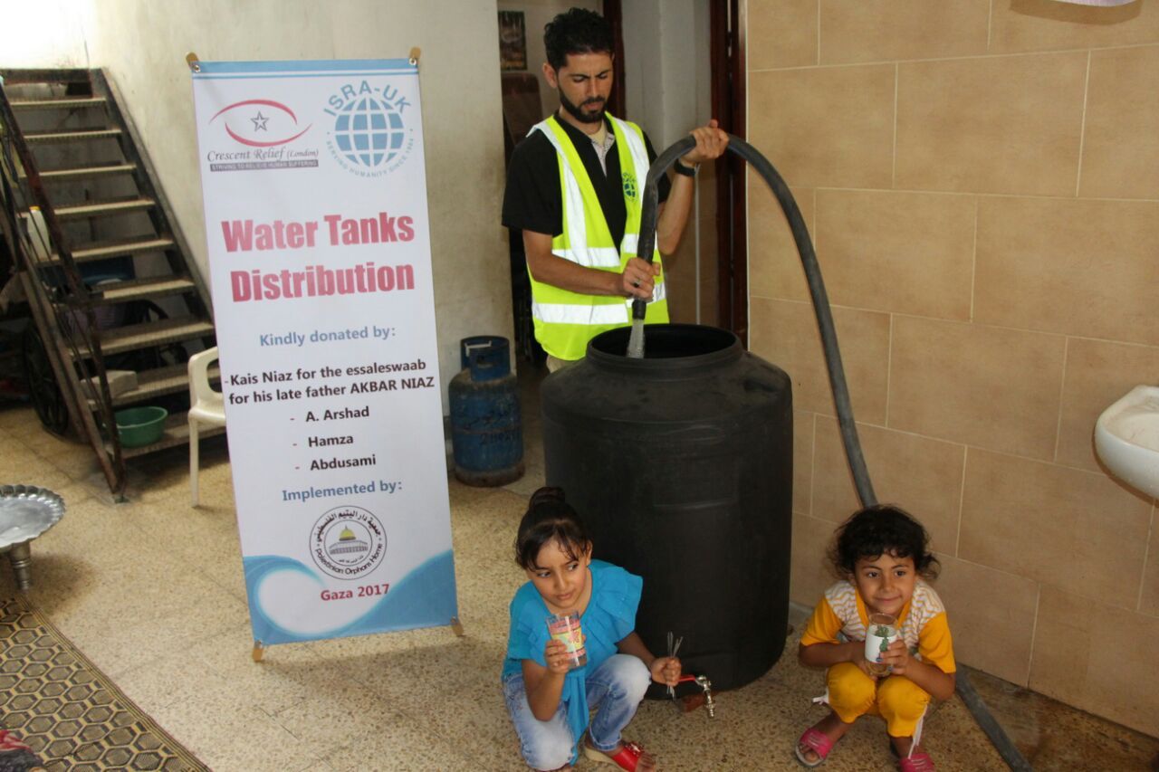 Water Tank Provides a Family of 5 with clean drinking water Gaza