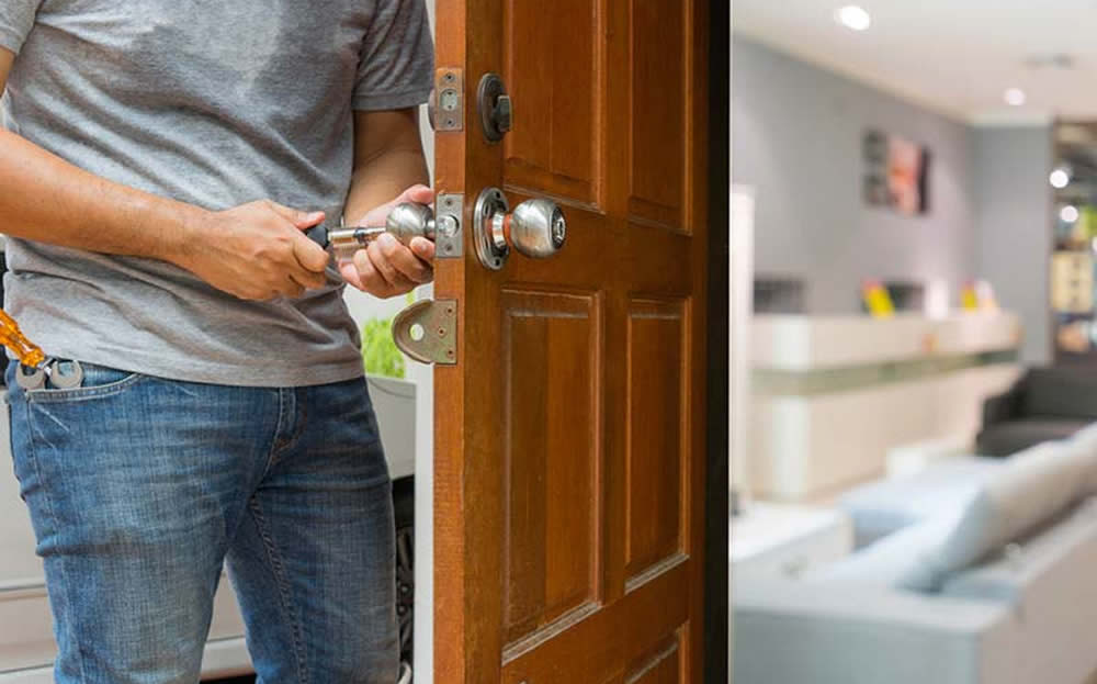 Residential Locksmith key replacement Residential Locksmith key replacement