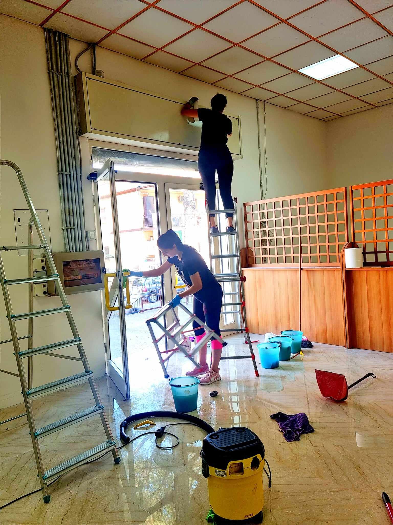 pulizie post ristrutturazione negozi Roma