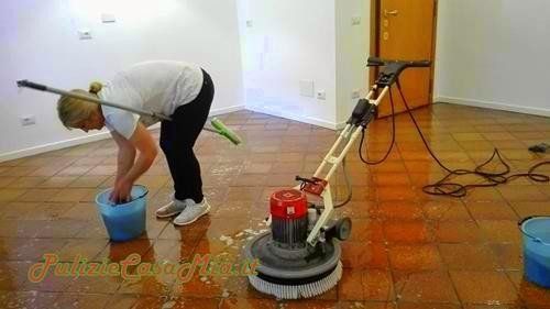 pulizie pavimenti cotto dopo ristrutturazione Roma