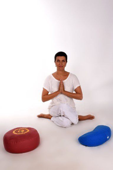 Meditation bei Le Moment Yoga in Köln, Meditationskurs in Köln, Entspannungsübungen, tiefe Meditation, Hatha Yoga