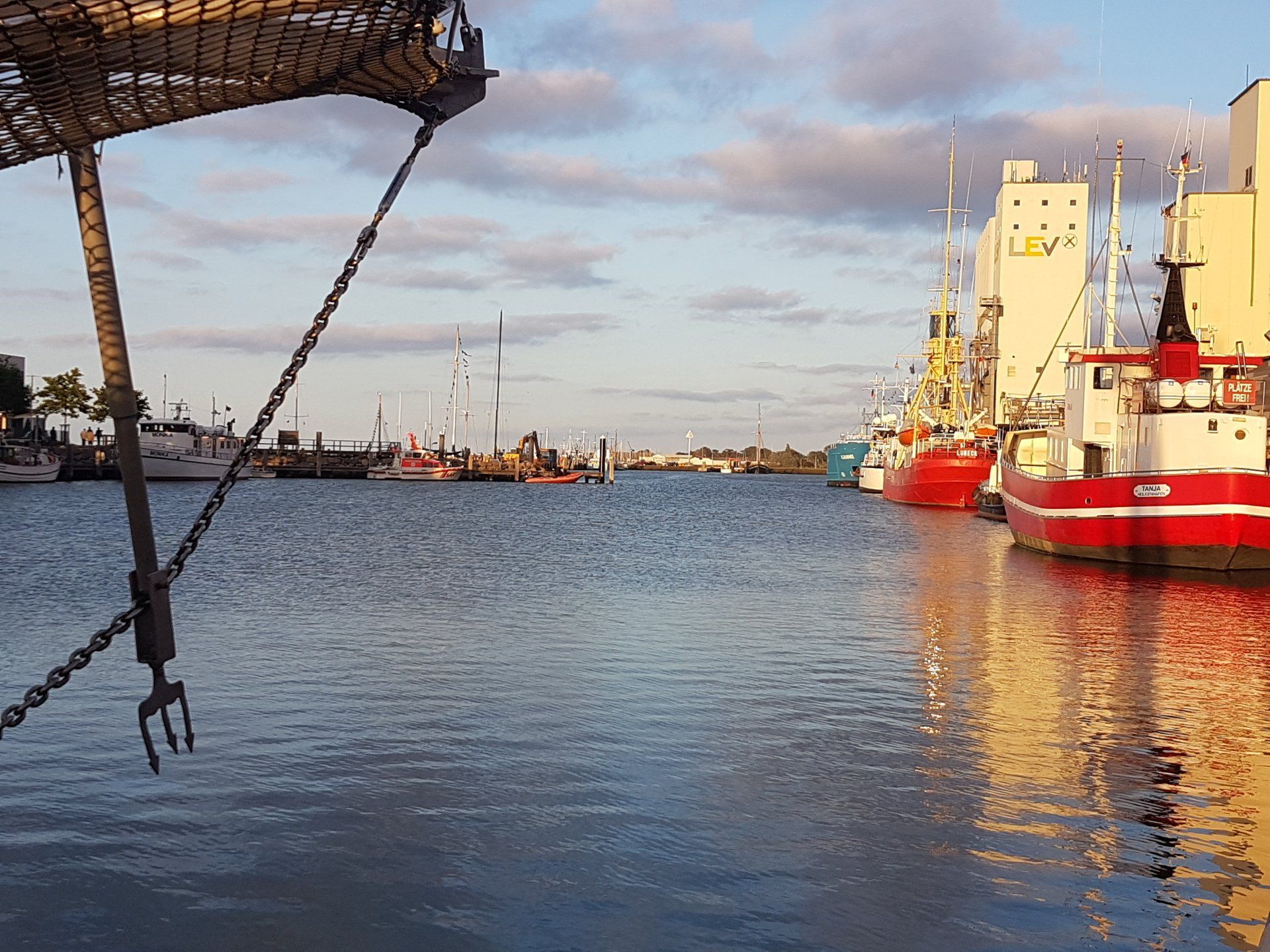 Strand Fehmarn Maritim Hafen Fische Natur Krimi Nadine Witt Autorin