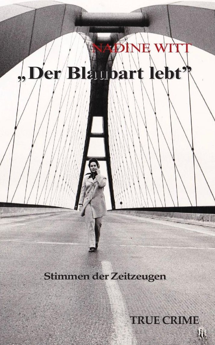 Mit der Veröffentlichung des ersten Buches von der Autorin Nadine Witt mit „Der Blaubart von Fehmarn“ war die Geschichte längst nicht zu Ende. Neue Stimmen meldeten sich, vergessene Erinnerungen drangen an die Oberfläche, ungeahnte Verbindungen kamen ans Licht. Es war, als würde die Vergangenheit sich erneut Gehör verschaffen. Dieser Sog aus neuen Erkenntnissen und bisher ungesagten Wahrheiten machte es unmöglich, die Geschichte ruhen zu lassen – und so entstand dieses zweite Buch.
„Der Blaubart lebt“ basiert auf den Tatsachen des Frauenmörders Arwed Erik Imiela, der 1970 verhaftet wurde und den Zeugenaussagen, die mir zugetragen wurden. Die Figuren, ihre privaten und beruflichen Beziehungen, Dialogpassagen sowie Orte und Tatsachen wurden teilweise erfunden oder abgeändert und geben die Sicht der Autorin wieder. Im weitesten Sinne werden die Zeugenaussagen wiedergegeben, die mit dem Frauenmörder etwas zu tun gehabt hatten und/oder ihn persönlich kannten. Auf dem Cover ist die ehemalige Verlobte zu sehen, wie sie über eine verlassene Fehmarnsundbrücke läuft. Der Titel lautet: Der Blaubart lebt - Stimmen der Zeitzeugen
„Als ich die Leichenteile entdeckte, konnte ich zwei Wochen lang nichts essen. Diesen widerlichen Gestank kann ich bis heute nicht vergessen.“
(Leichenfinder: Hans Grunst)
„Ich bekomme die beiden Männer einfach nicht zusammen. Den, den ich geliebt habe, und den Mörder.“ (Ehem. Verlobte: † Ulrike Roland)
„Ein Reh wird aufgebrochen und aufgeschnitten. Er hat als Jäger keine Skrupel gehabt, auch eine Leiche aufzuteilen.“ (Oberregierungskriminalrat a.D.: † Georg Schulz)
„Bis zuletzt gibt es keine Erklärung von ihm. Kein Geständnis. Keine Reue. Er nimmt alle Lügen mit ins Grab.“ (NDR Zeitreise, Sendedatum: 26.01.2014)
Es war das größte Kapitalverbrechen der Nachkriegszeit. Die Erinnerungen der Zeitzeugen von dem bekannten Frauenmörder Arwed Erik Imiela sind bis heute lebendig. In diesem Buch kommen sie zu Wort.
TRUE CRIME