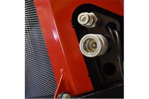 Single acting hydraulic outlet (R1) and free return (R3). Controls hydraulic attachments directly with joystick buttons. Rear hydraulic outlets should not be connected at the same time as hydraulic outlet, front. Hydraulic Outlet, rear