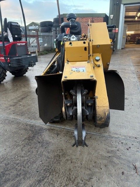 Used Rayco RG37T tracked stump grinder for sale
