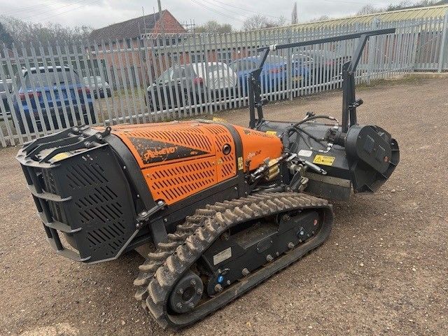 Used RoboEVO with swinging Hammers