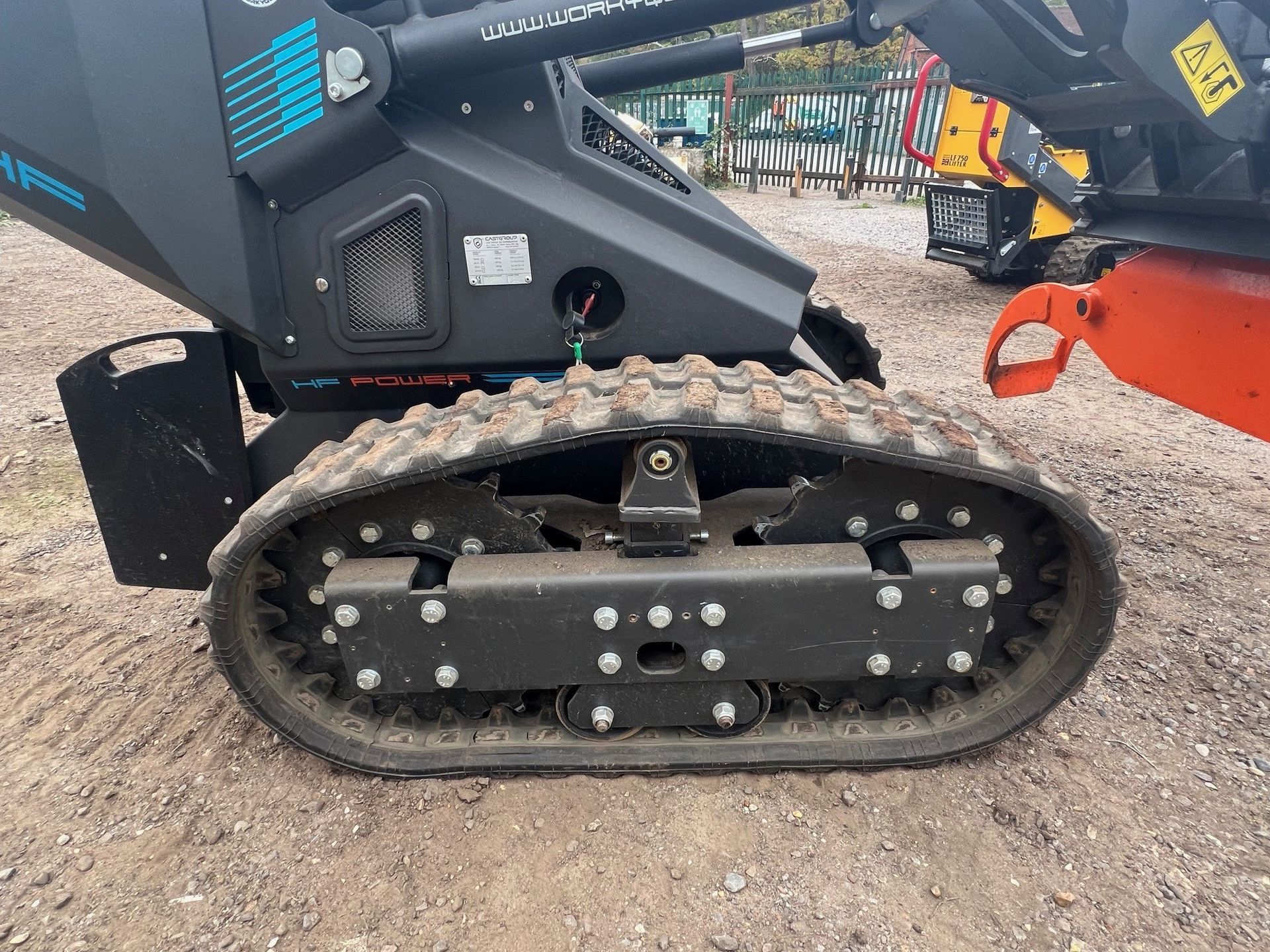 WorkyQuad wx21HF tracked mini skidsteer for sale