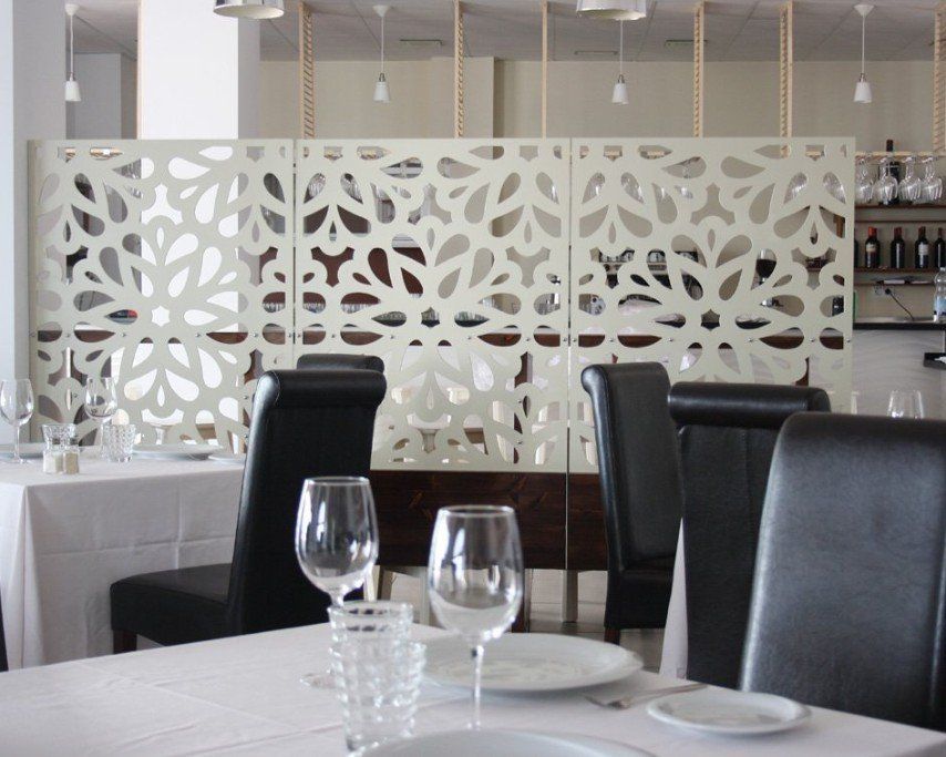 panel decorativo de madera con celosia moderna