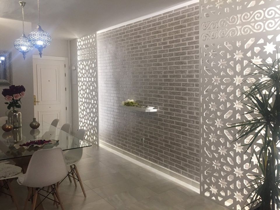 Celosias iluminadas decorativas de madera