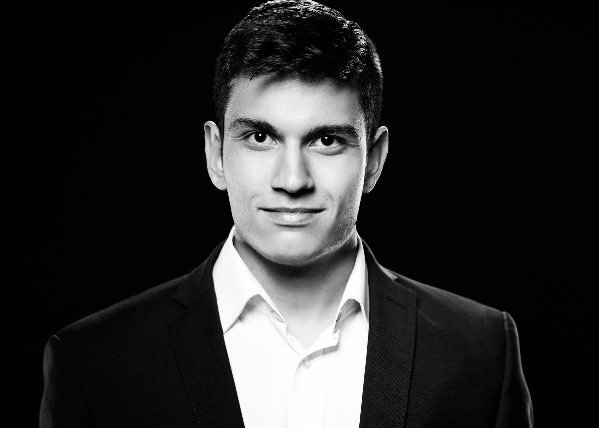 Männliche Business-Portraits – Individuelle und professionelle Aufnahmen, die Ihr Selbstbewusstsein in Esslingen stärken.