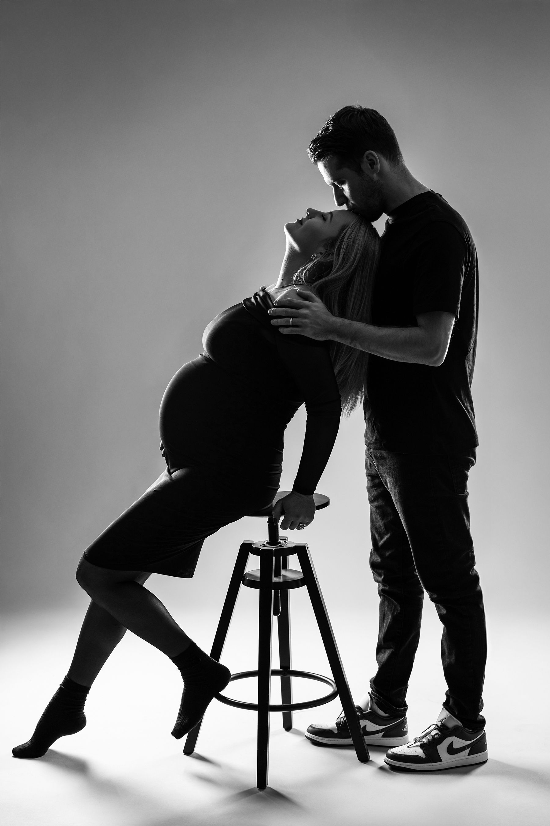 Professionelle Babybauchfotos und Schwangerschaftsbilder mit Partner in Esslingen