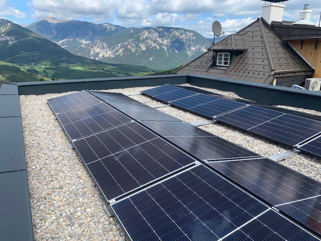 Photovoltaik Mayerhofer Elektro Installationen Flachdach