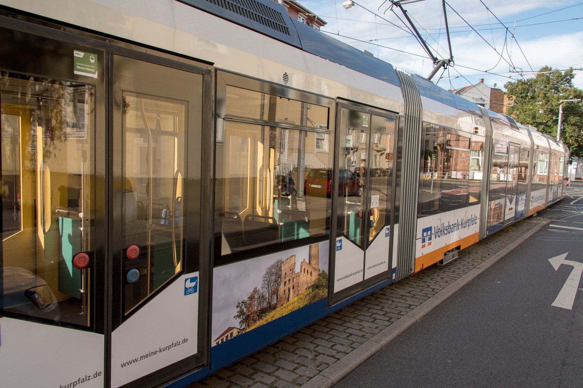 Verkehrsmittelwerbung