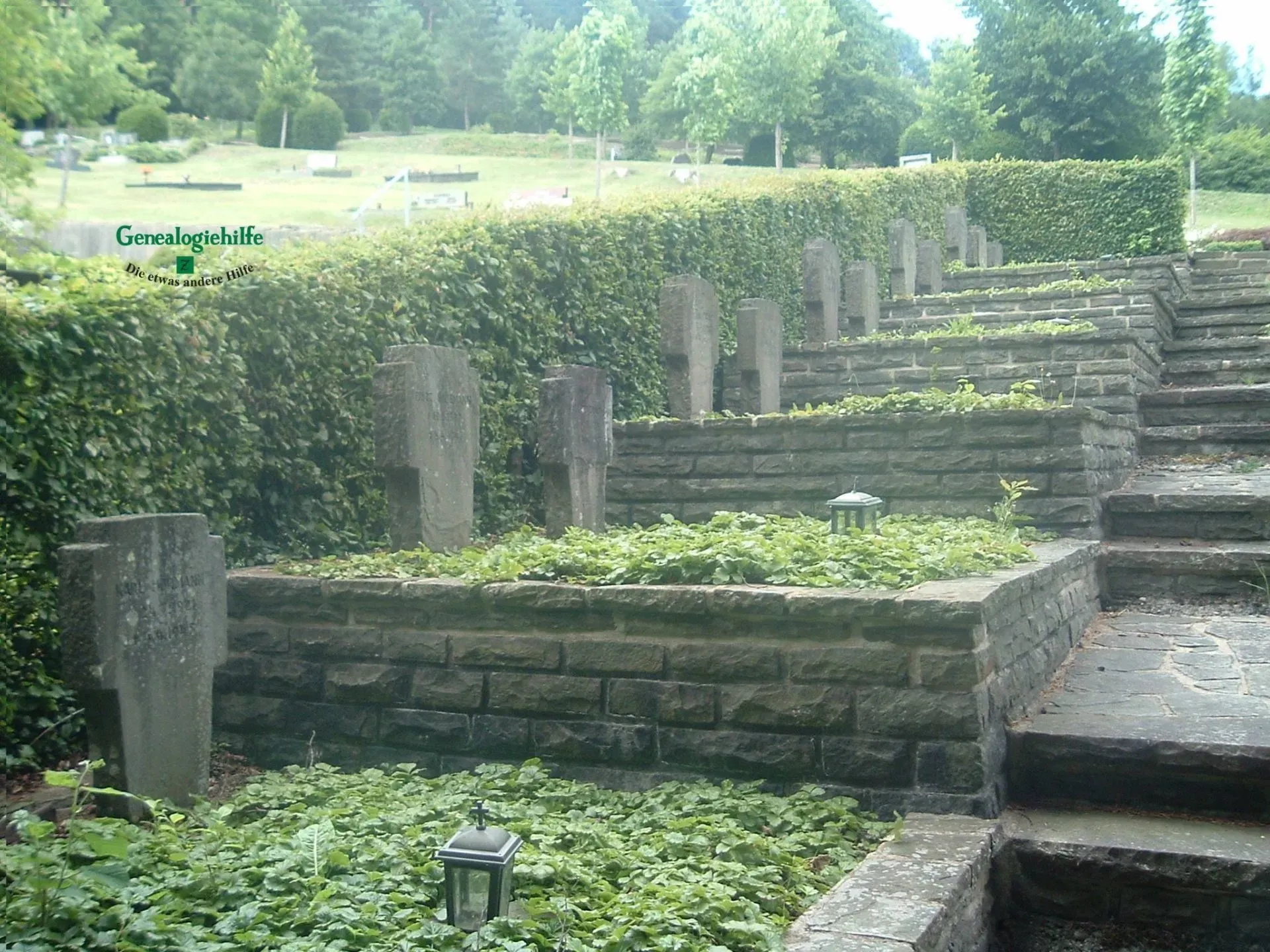 Birken-Mudersbach, Ehrenkreuze auf dem Friedhof Birken-Mudersbach, Ehrenkreuze auf dem Friedhof