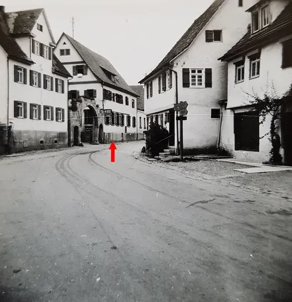 Foto vom Gasthaus von der Strasse aus Strassenansicht