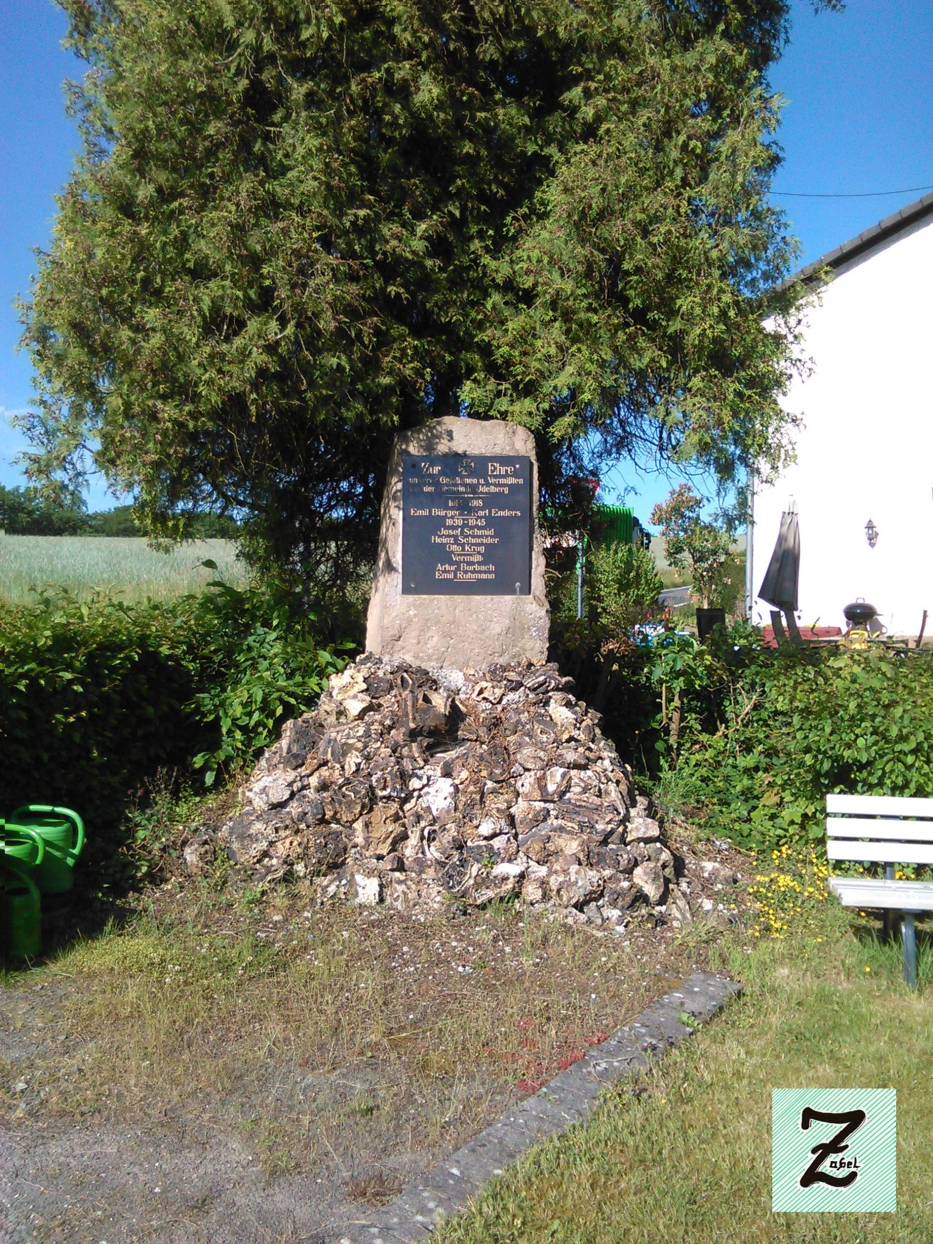 Idelberg, Gedenkplatte auf dem Friedhof Idelberg, Gedenkplatte auf dem Friedhof