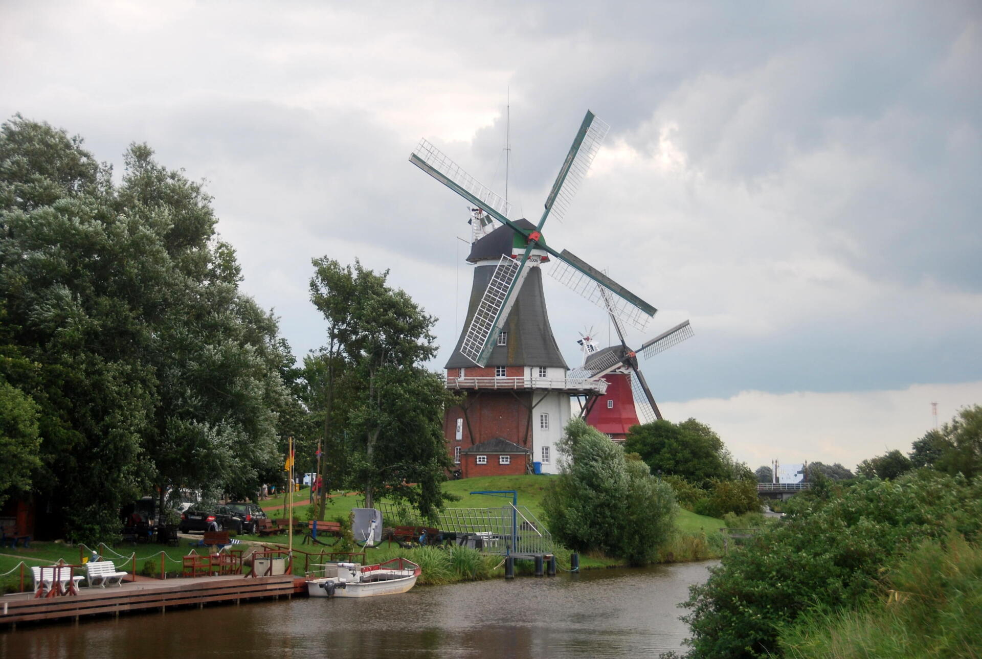 Zwillingsmühlen in Greetsiel