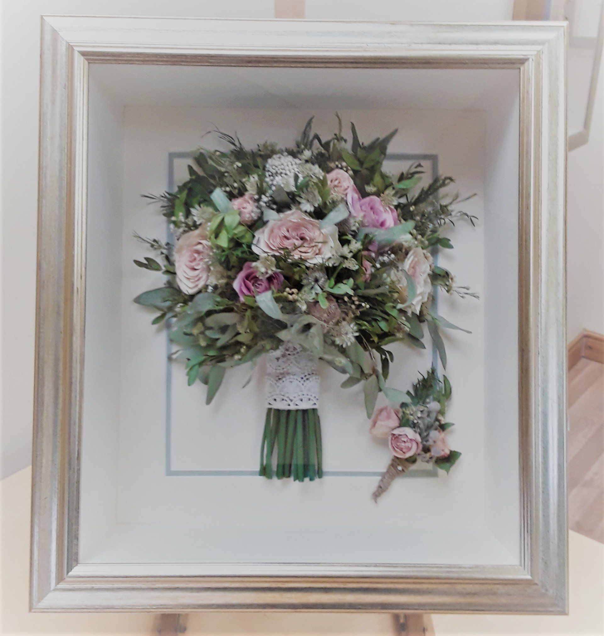 3d preserved flowers with buttonhole