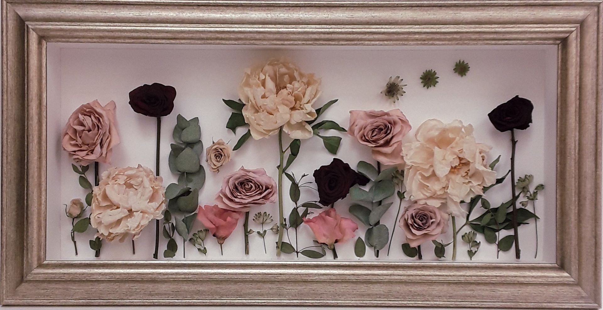 Preserved wedding bouquet with buttonhole