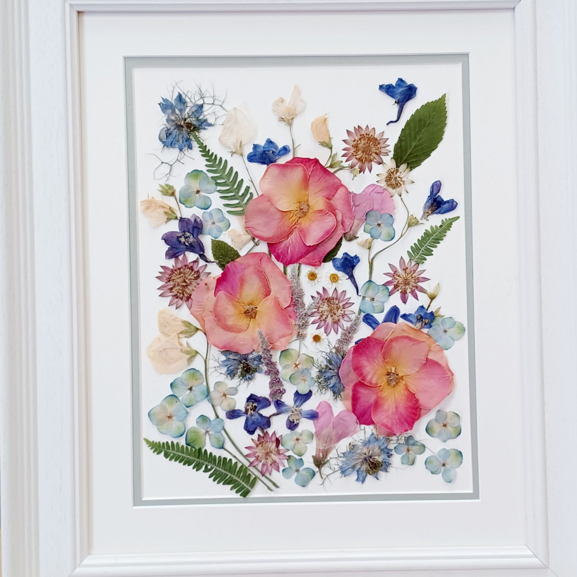Pressed flower picture design