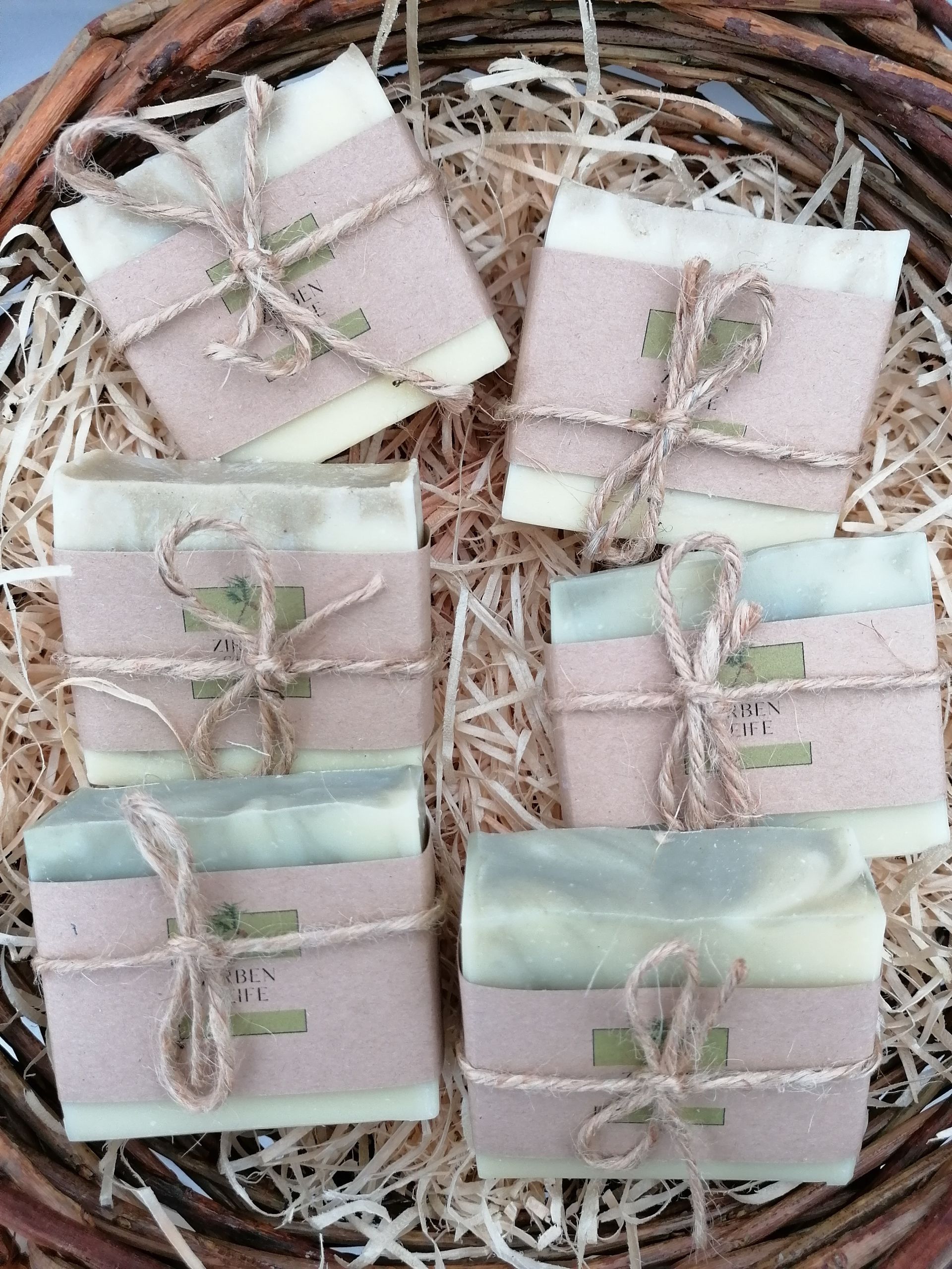 Zirbenölseife Vegane Seife für alle Natur- und Waldliebhaber.