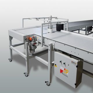 Cintes transportadores Cinta transportadora de bany d'aigua Amboss Langbein, buffer de producció