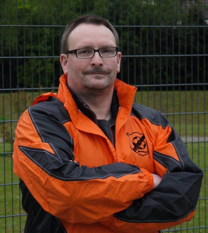 Harald Sch. - Cosmos77 Düsseldorf und BSG Commerzbank Düsseldorf, Kleinfeldliga Düsseldorf, Hobbyliga-West Düsseldorf, Alt-Herren-Liga Düsseldorf Harald Sch. - Cosmos77 Düsseldorf und BSG Commerzbank Düsseldorf, Kleinfeldliga Düsseldorf, Hobbyliga-West Düsseldorf, Alt-Herren-Liga Düsseldorf