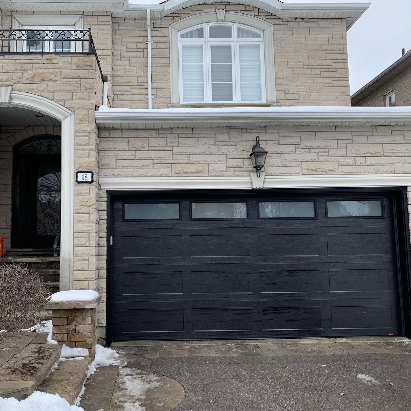 shaker recessed garage door