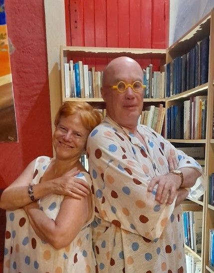 Marie-Odile et Alain Brêthes proposent des conférences et des ateliers en plus de la formation d'art-thérapie évolutive Photo de Marie-Odile et Alain Brêthes qui proposent des conférences et des ateliers en plus de la formation d'art-thérapie évolutive