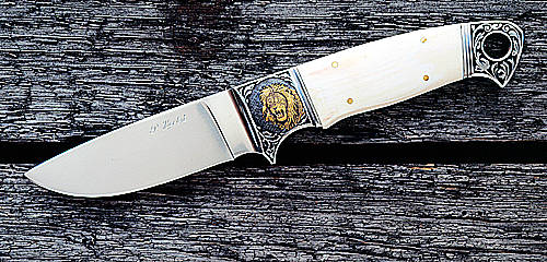 Nr.02 Integralmesser aus CPM T440V Edelstahl Gravur mit Goldeinlage Griff: Mammutelfenbein