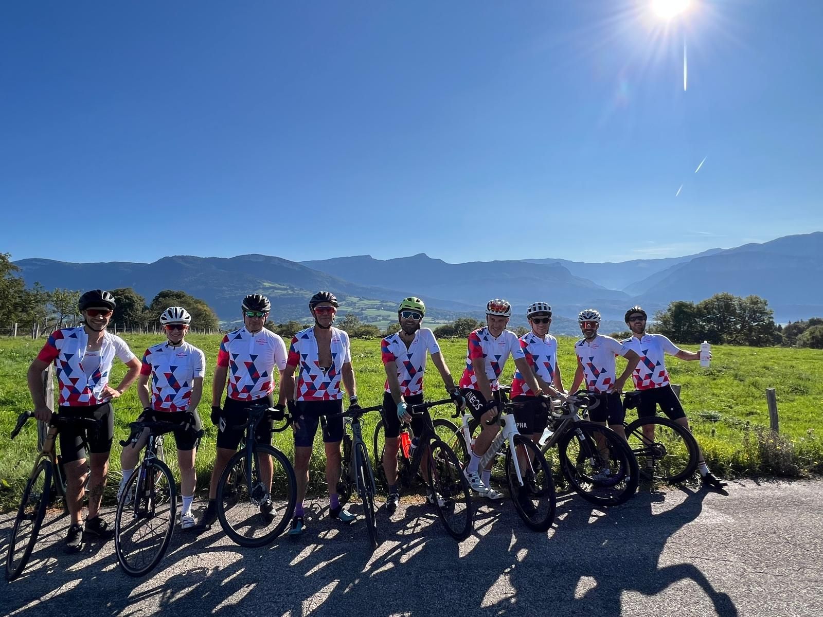 Vélo de route dans les Alpes