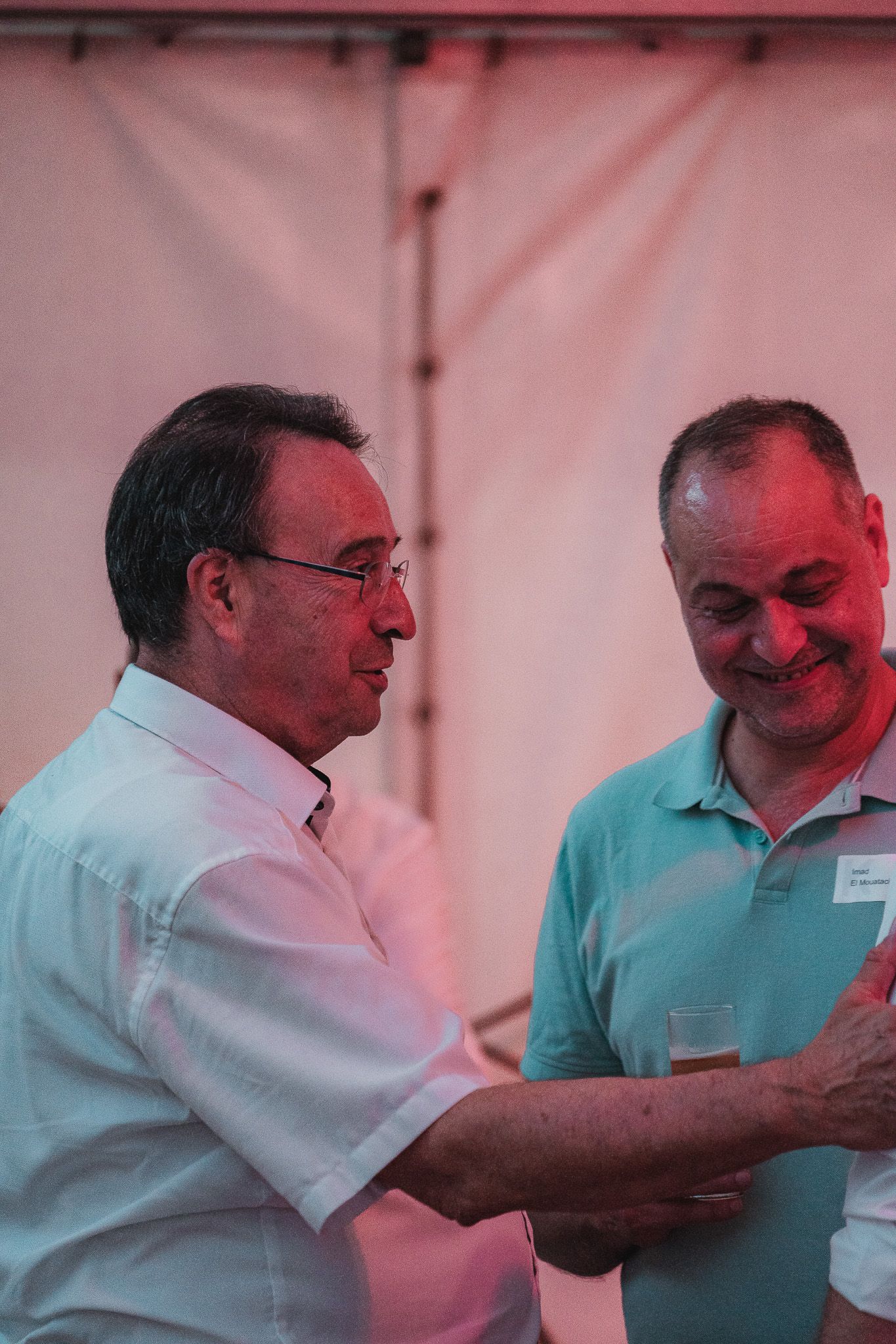 Portraitfoto von zwei Männern bei einer Firmenfeier von Event Fotograf Hannes Schmidt in Aachen