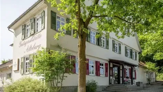Außenansicht Gutsgaststätte Alteburg in Reutlingen