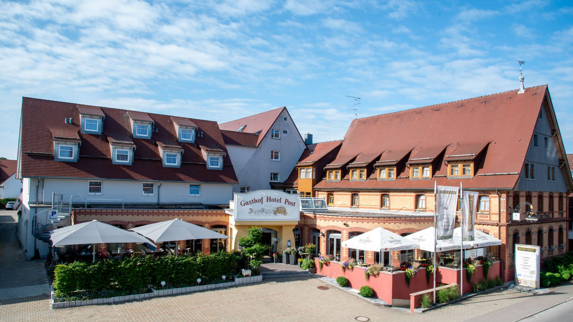 Außenansicht Hotel Post in Feldstetten Laichingen