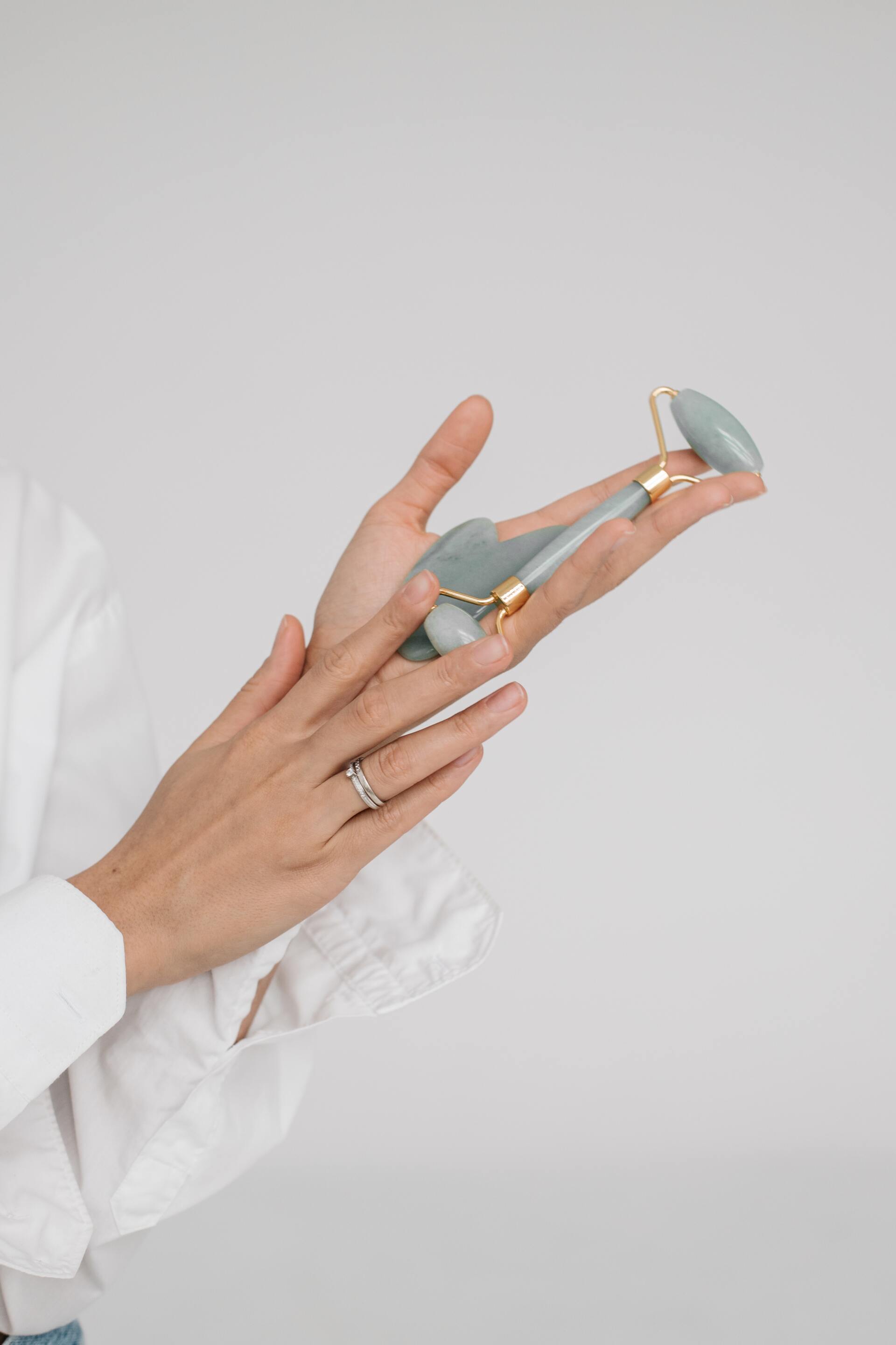 Pexels_pavel_danilyuk Massage Gua Sha